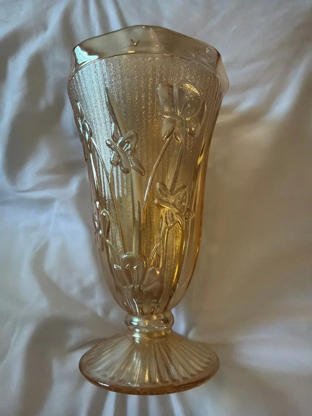 Vintage Jeannette Iris & Herringbone Marigold Carnival Glass Pedestal Vase 11